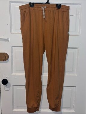 Vuori Joggers Women’s XL